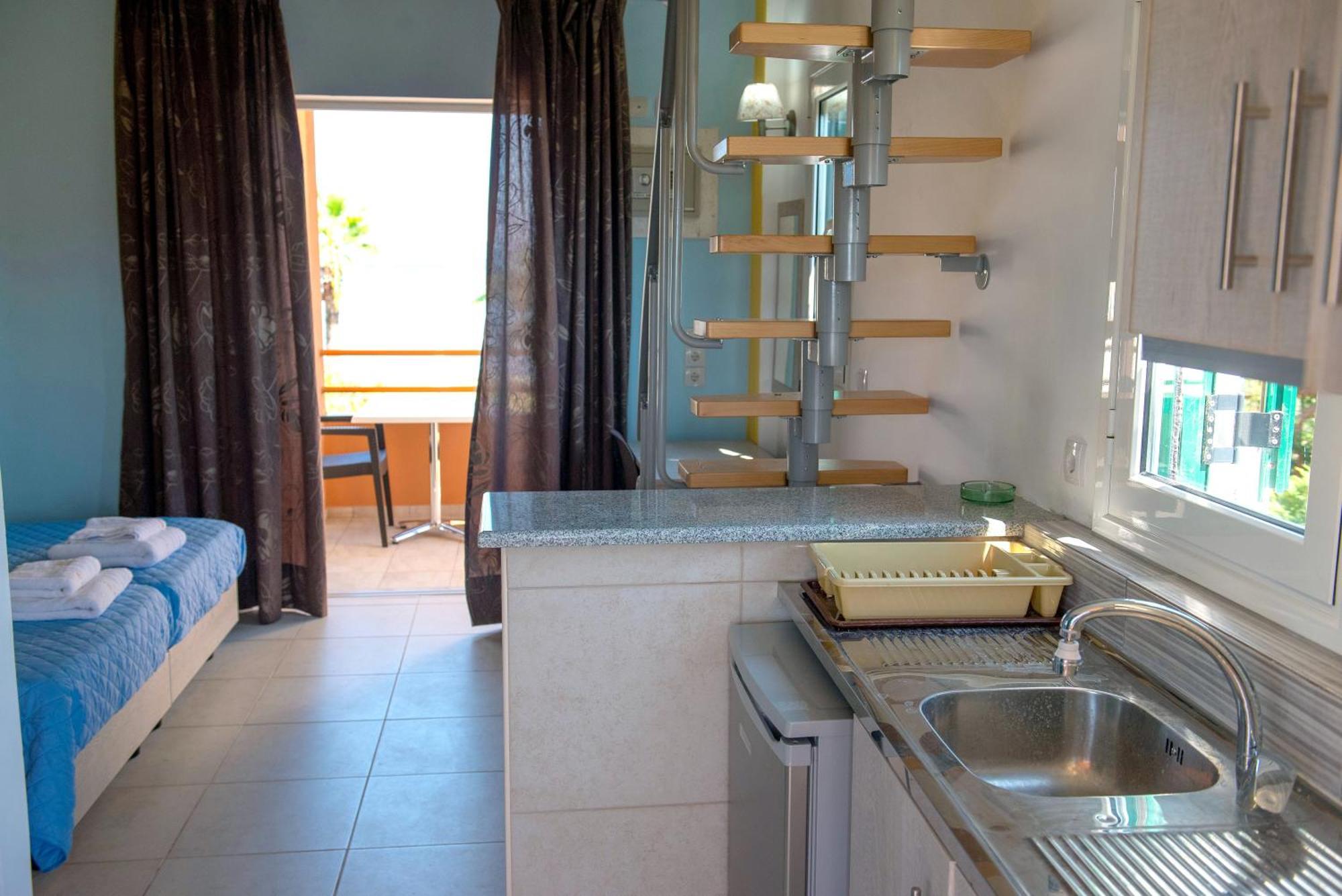 Irini Apartments And Studios カボス エクステリア 写真