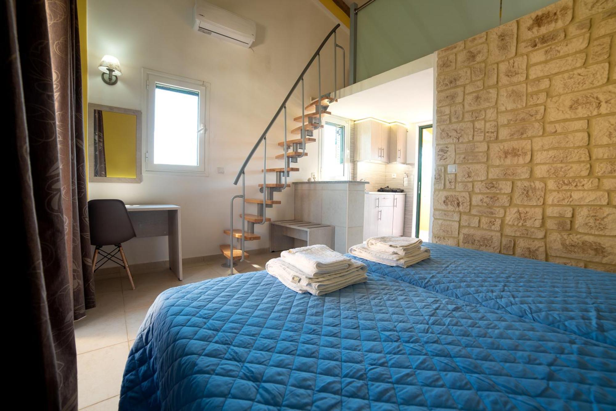 Irini Apartments And Studios カボス エクステリア 写真
